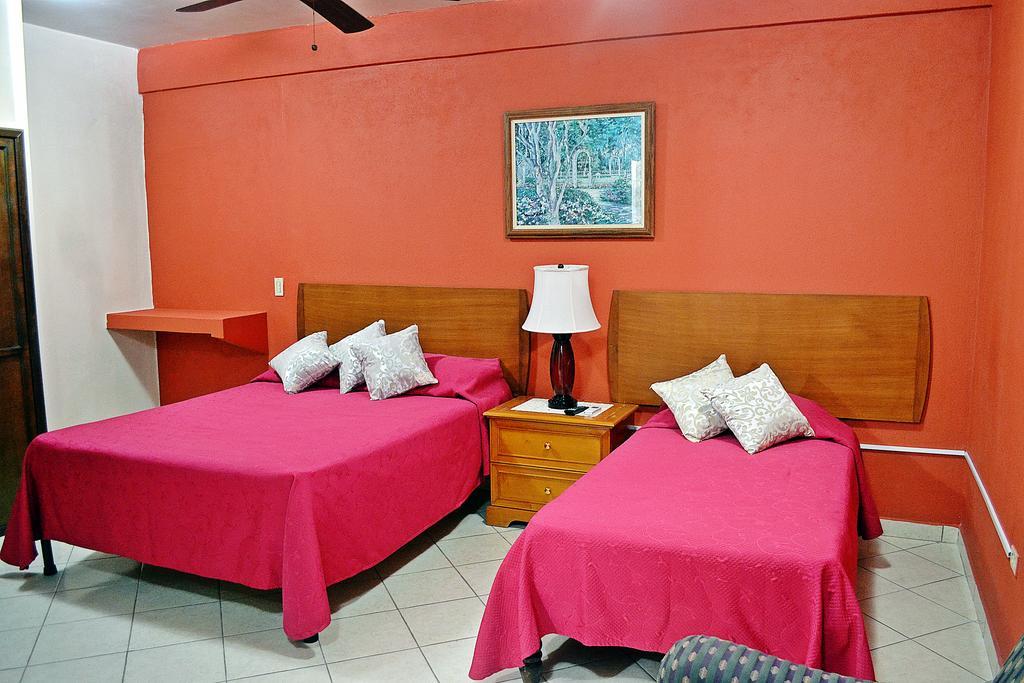 Hotel Marina Del Sol La Paz B.C.S Pokoj fotografie